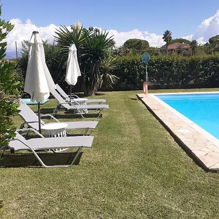 Filia Dom wakacyjny Almiros Beach