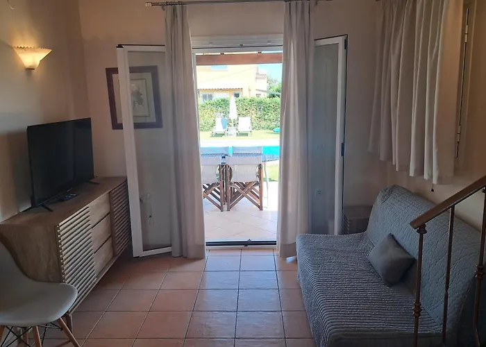 Filia Hébergement de vacances Plage d'Almiros