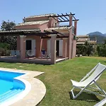 Filia * Almiros Beach