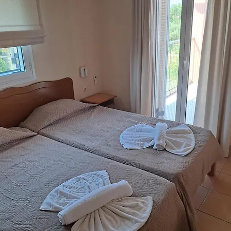 Filia Almiros strand