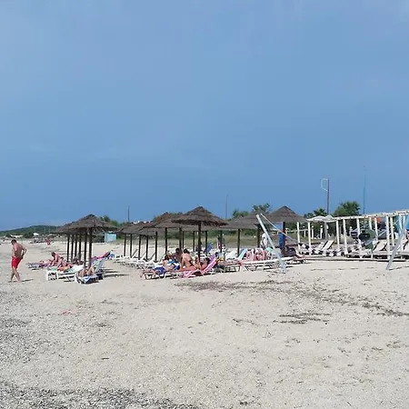 Vakantiehuis Filia Almiros strand