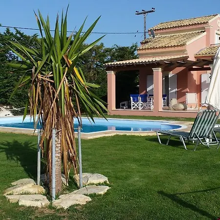 Filia Almiros Beach