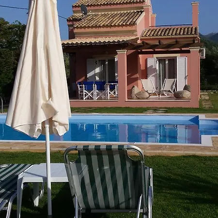 Vakantiehuis Filia Almiros strand